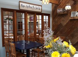 Regina's Kitchen