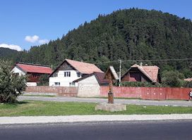 Monument de rascruce - Rasnov