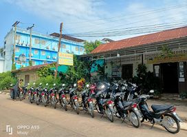 Mixay Thakhek motor rental
