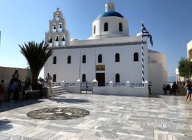 Paralia Perissa