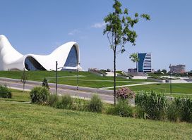 Heydar Aliyev Center Park