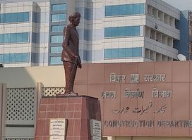 Statue of Dr. Mokshagundam Visveshwaraiya