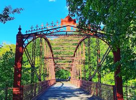 Lovers Leap Bridge