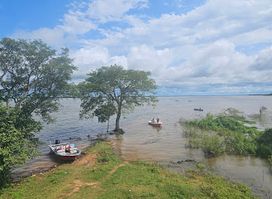 Mirador de la confluencia entre el río Paraguay y el río Paraná