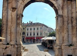 City Farmer's market Pula/Pola