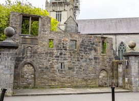 Lynch Memorial Window