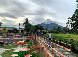 SEVENTY-SIX Farm