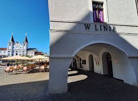 Kníhkupectvo a kaviareň Artforum