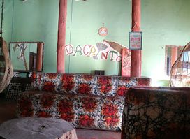Da Canton Bar & Restaurant