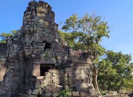 Prasat Chrung Southeast