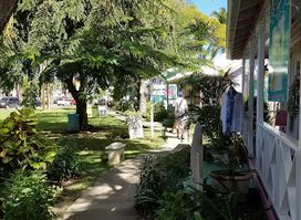 Cafe Bar Carizma Chattel Village