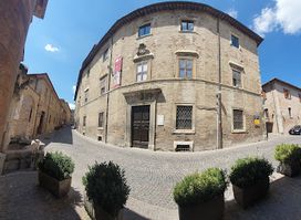 Palazzo Albani