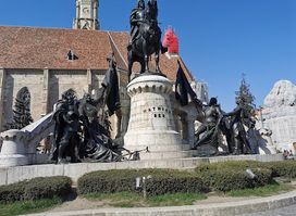 "Matthias Rex" Monument