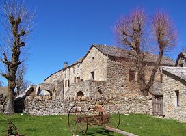 FERME CAUSSENARDE D'AUTREFOIS