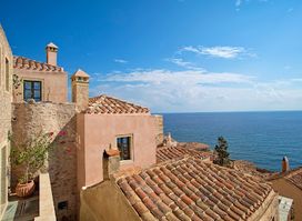 Moni Emvasis Luxury Suites