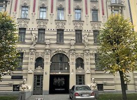 Alberta iela 2a - Jūgendstila ēka