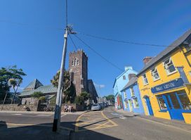 Hedi O'Neill Dingle Pottery