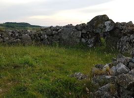 Creggandevesky Court Tomb