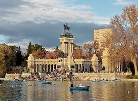Great Pond of El Retiro