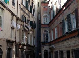 Piazza Pinelli