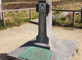 Monument pour l'équipage du Lancaster ME 581-BQ-D