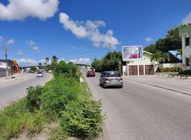The Yellow House Curacao in Saliña