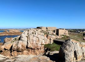 Grandes Rocques Fort
