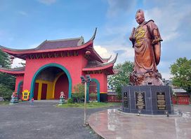 Wisata Sam Poo Kong