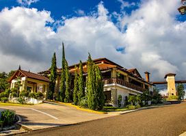 Vista del Campo Country Club & Villas