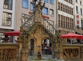 Heinzelmännchenbrunnen, Köln - Edmund Renard