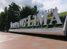 Lapangan Pancasila Simpang Lima Semarang