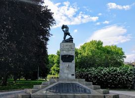 Monumento ai Caduti Alpini