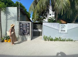 Amore - The Island Cafe