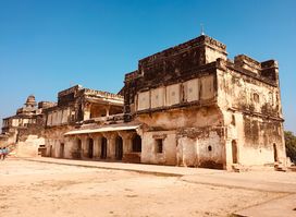 Karn Mahal