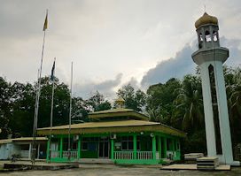 Kampong Batu Apoi Mosque