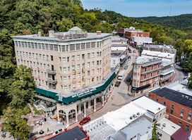 Basin Park Hotel