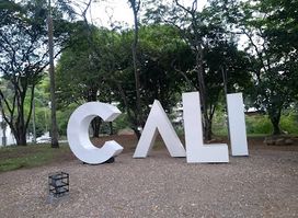 Monumento a las Letras de Cali