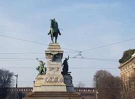 Largo Cairoli