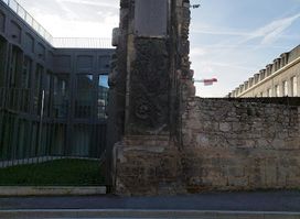 Porte Bazée