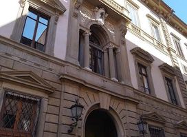 Palazzo Pucci, Florence