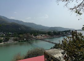 Ram Jhoola Ganga Ghat