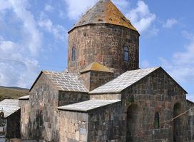 Makenis Monastery