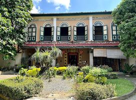 Tjong A Fie Mansion