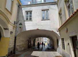 Tablica informacyjna o miejscu uświęconym krwią Polaków poległych za wolność Ojczyzny