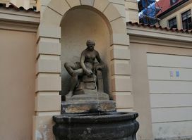 Fountain with an allegorical statue of the Vltava (Tereza)
