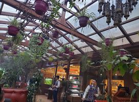 Istanbul Family Restaurant & Cafe