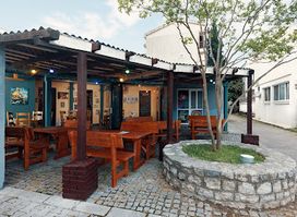 BURA PUB craft & smash