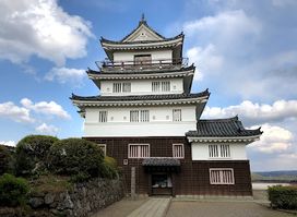 Hirado Castle