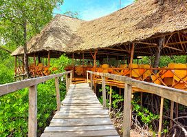 Crab Shack Dabaso, Mida Creek