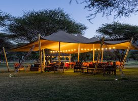 Maasai Giraffe Eco Lodge